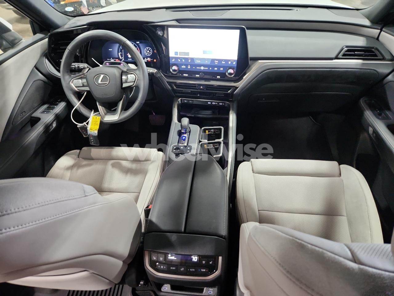 Photo 8 of 2024 LEXUS TX 350 BASE (VIN 5TDAAAB64RS015314)