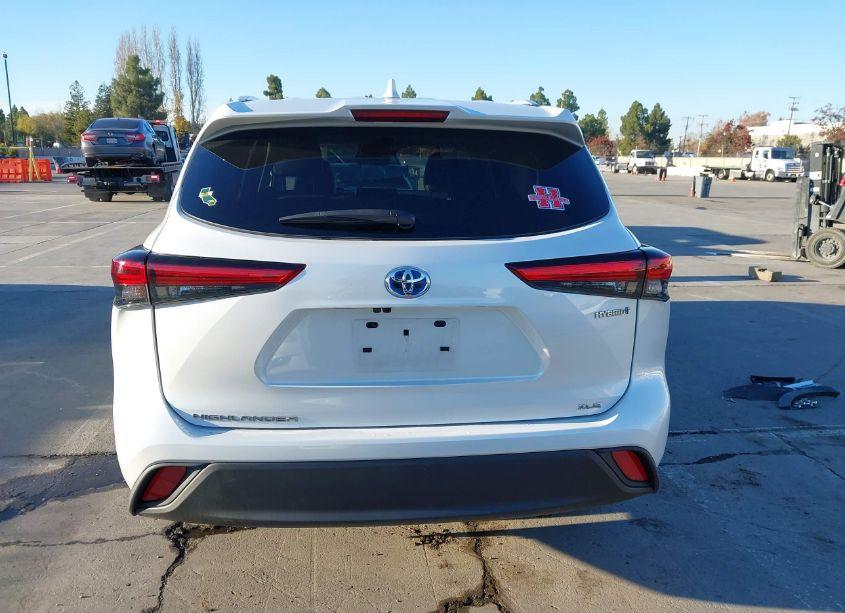 Photo 16 of 2022 Toyota Highlander HYBRID XLE BRONZE EDITION (VIN 5TDABRCH3NS544436)