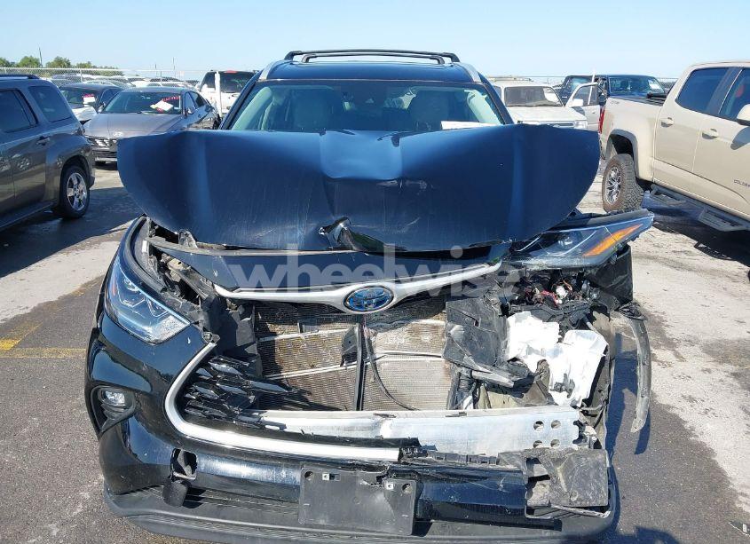 Photo 12 of 2023 Toyota Highlander HYBRID XLE BRONZE (VIN 5TDABRCH5PS567073)