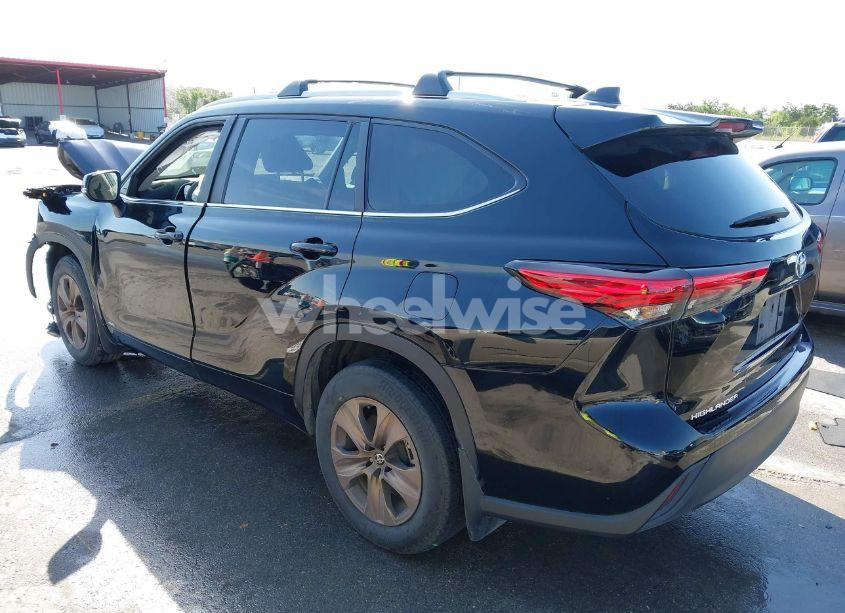 Photo 3 of 2023 Toyota Highlander HYBRID XLE BRONZE (VIN 5TDABRCH5PS567073)