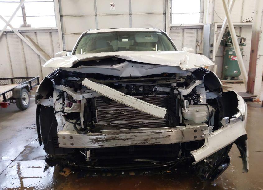 Photo 12 of 2024 Toyota Grand HIGHLANDER HYBRID XLE (VIN 5TDACAB51RS009505)