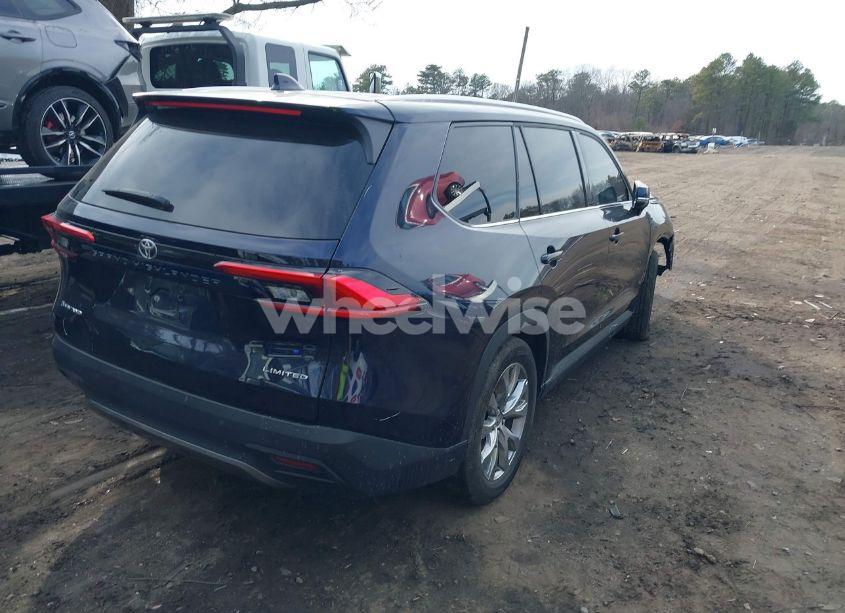 Photo 4 of 2024 Toyota Grand HIGHLANDER HYBRID LIMITED (VIN 5TDACAB51RS023081)