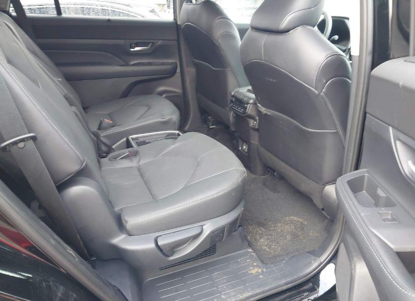 Photo 8 of 2024 Toyota Grand HIGHLANDER HYBRID LIMITED (VIN 5TDACAB52RS025969)