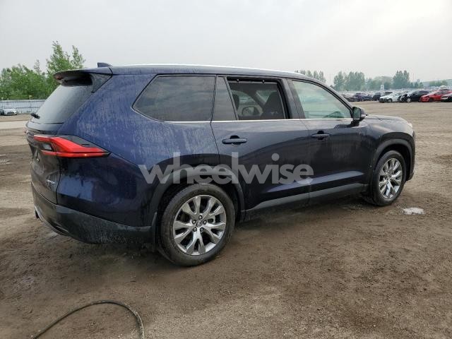 Photo 13 of 2024 TOYOTA GRAND HIGHLANDER XLE (VIN 5TDACAB53RS019565)