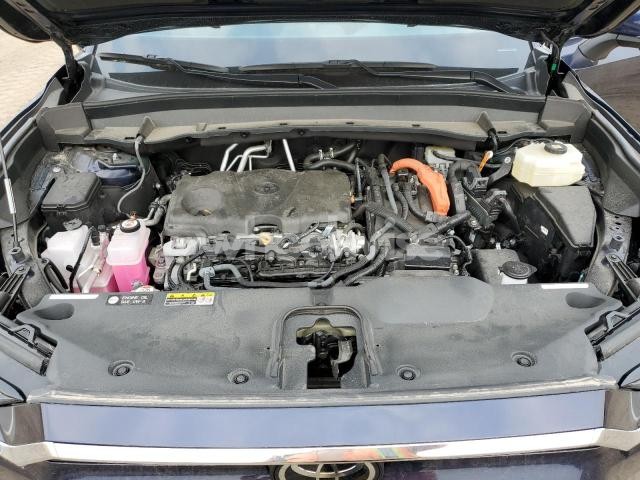 Photo 3 of 2024 TOYOTA GRAND HIGHLANDER XLE (VIN 5TDACAB53RS019565)