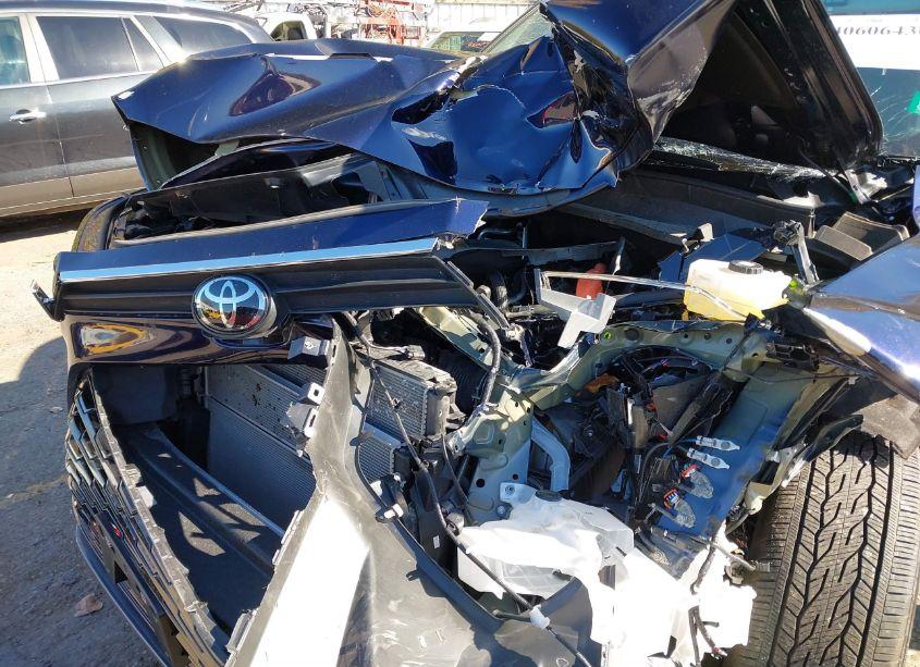 Photo 10 of 2024 Toyota Grand HIGHLANDER HYBRID LIMITED (VIN 5TDACAB54RS004749)