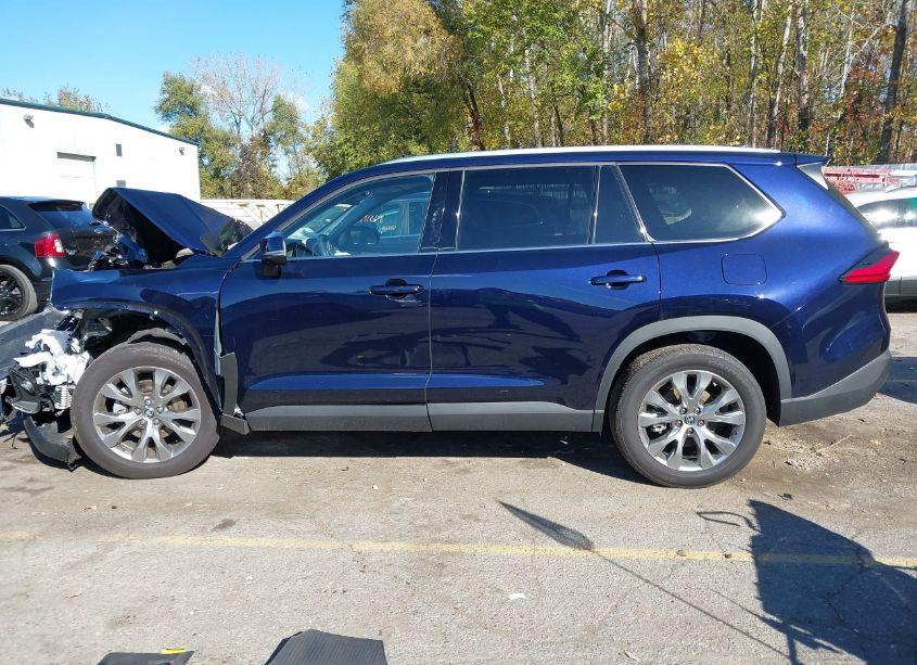 Photo 14 of 2024 Toyota Grand HIGHLANDER HYBRID LIMITED (VIN 5TDACAB54RS004749)