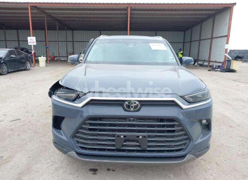 Photo 12 of 2024 Toyota Grand HIGHLANDER HYBRID LIMITED (VIN 5TDACAB54RS020546)