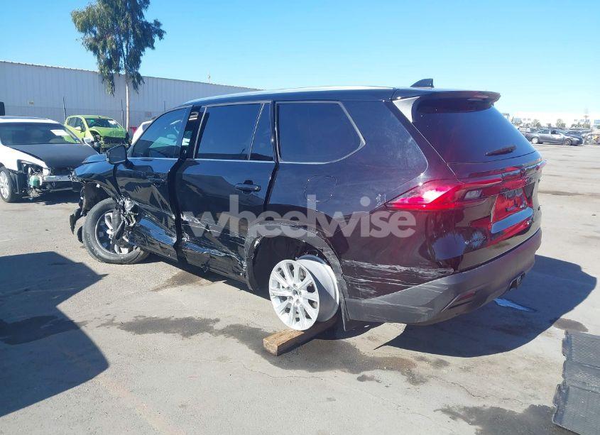 Photo 3 of 2024 Toyota Grand HIGHLANDER HYBRID XLE (VIN 5TDACAB55RS030180)