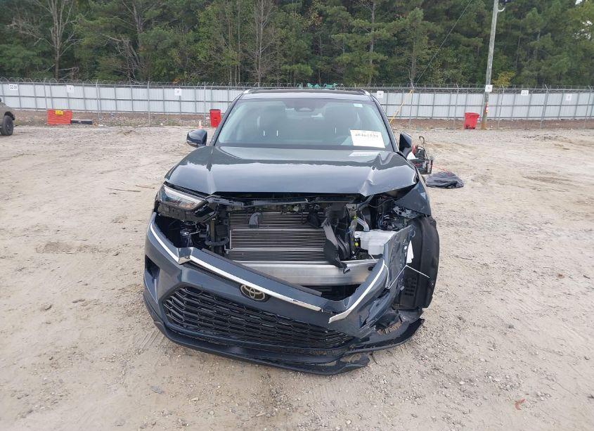 Photo 13 of 2024 Toyota Grand HIGHLANDER HYBRID XLE (VIN 5TDACAB56RS018684)