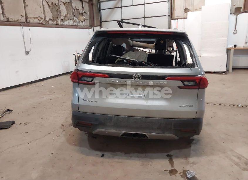 Photo 15 of 2024 Toyota Grand HIGHLANDER HYBRID LIMITED (VIN 5TDACAB56RS020015)