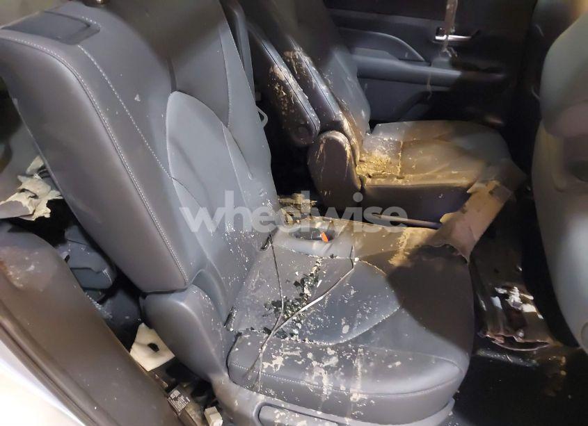 Photo 8 of 2024 Toyota Grand HIGHLANDER HYBRID LIMITED (VIN 5TDACAB56RS020015)