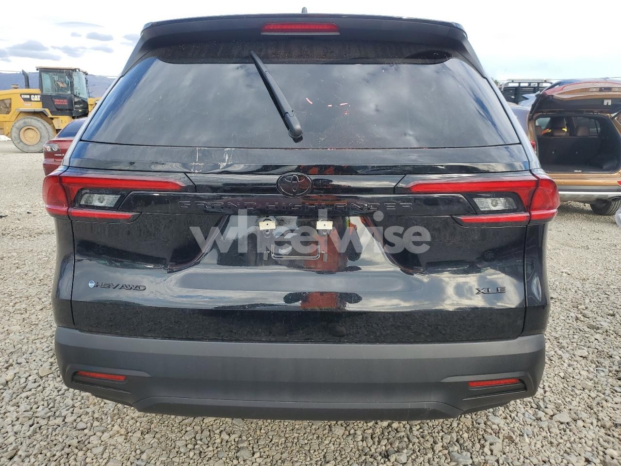 Photo 6 of 2025 TOYOTA GRAND HIGHLANDER LE (VIN 5TDACAB56SS059189)