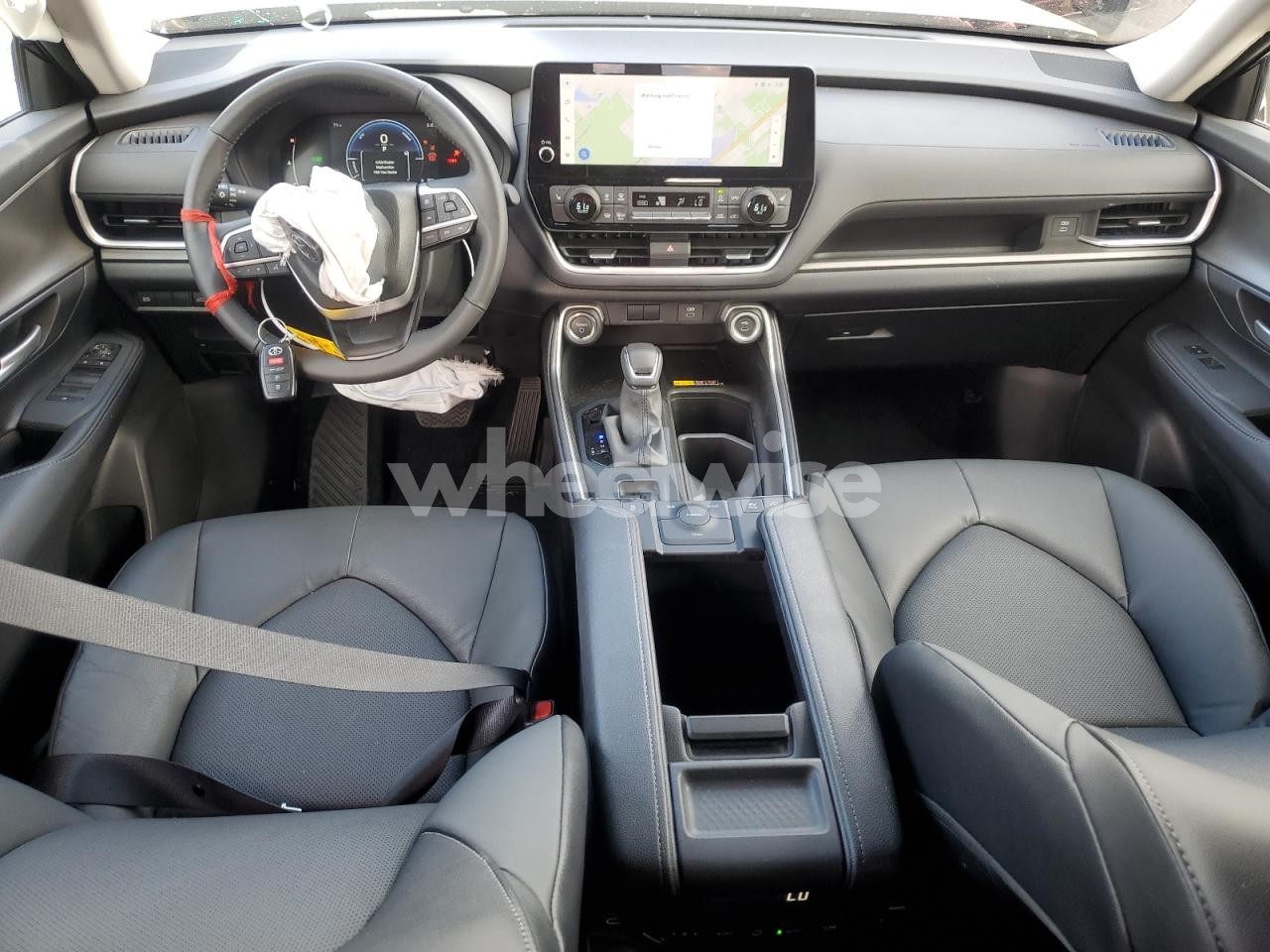 Photo 8 of 2025 TOYOTA GRAND HIGHLANDER LE (VIN 5TDACAB56SS059189)