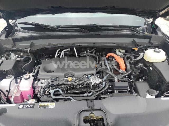 2025 TOYOTA GRAND HIGHLANDER LE (VIN 5TDACAB57SS056690) main photo