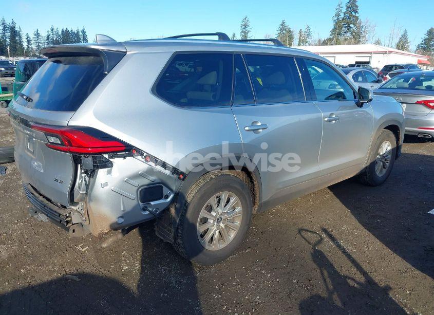 Photo 4 of 2024 Toyota Grand HIGHLANDER HYBRID XLE (VIN 5TDACAB58RS001420)