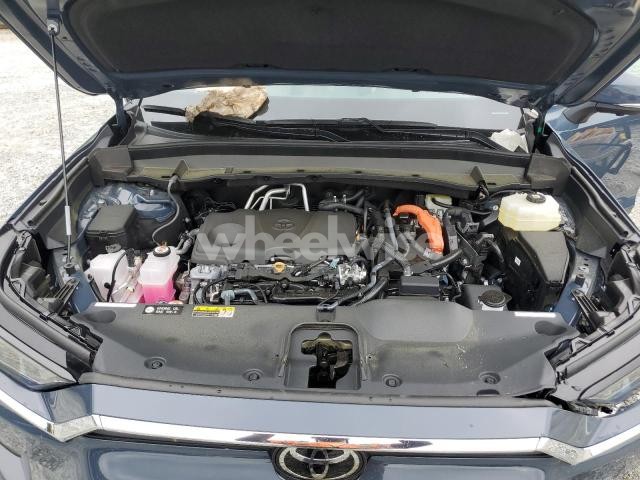 Photo 13 of 2025 TOYOTA GRAND HIGHLANDER LE (VIN 5TDACAB58SS034066)