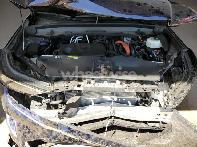 Photo 6 of 2025 TOYOTA GRAND HIGHLANDER LE (VIN 5TDACAB58SS041972)