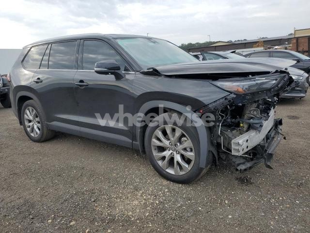 Photo 11 of 2024 TOYOTA GRAND HIGHLANDER XLE (VIN 5TDACAB5XRS006215)