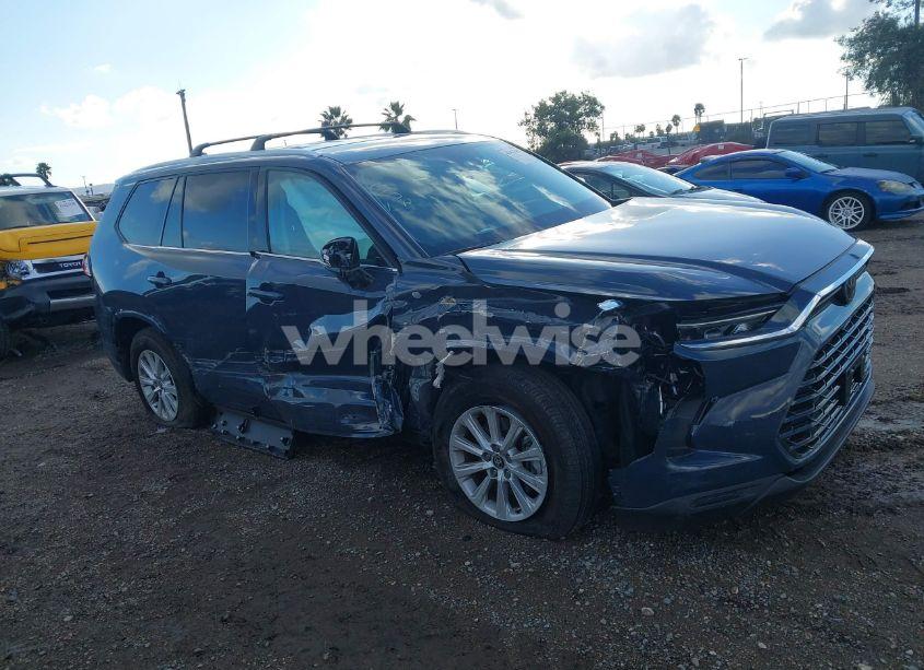 Photo 13 of 2024 Toyota Grand HIGHLANDER HYBRID XLE (VIN 5TDACAB5XRS014962)