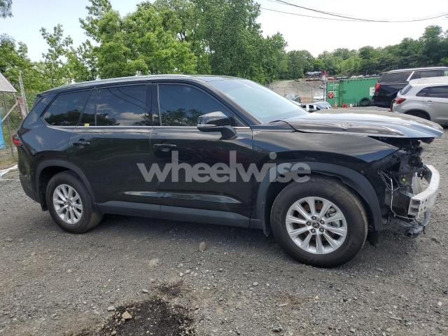 Photo 10 of 2024 TOYOTA GRAND HIGHLANDER XLE (VIN 5TDACAB5XRS018705)