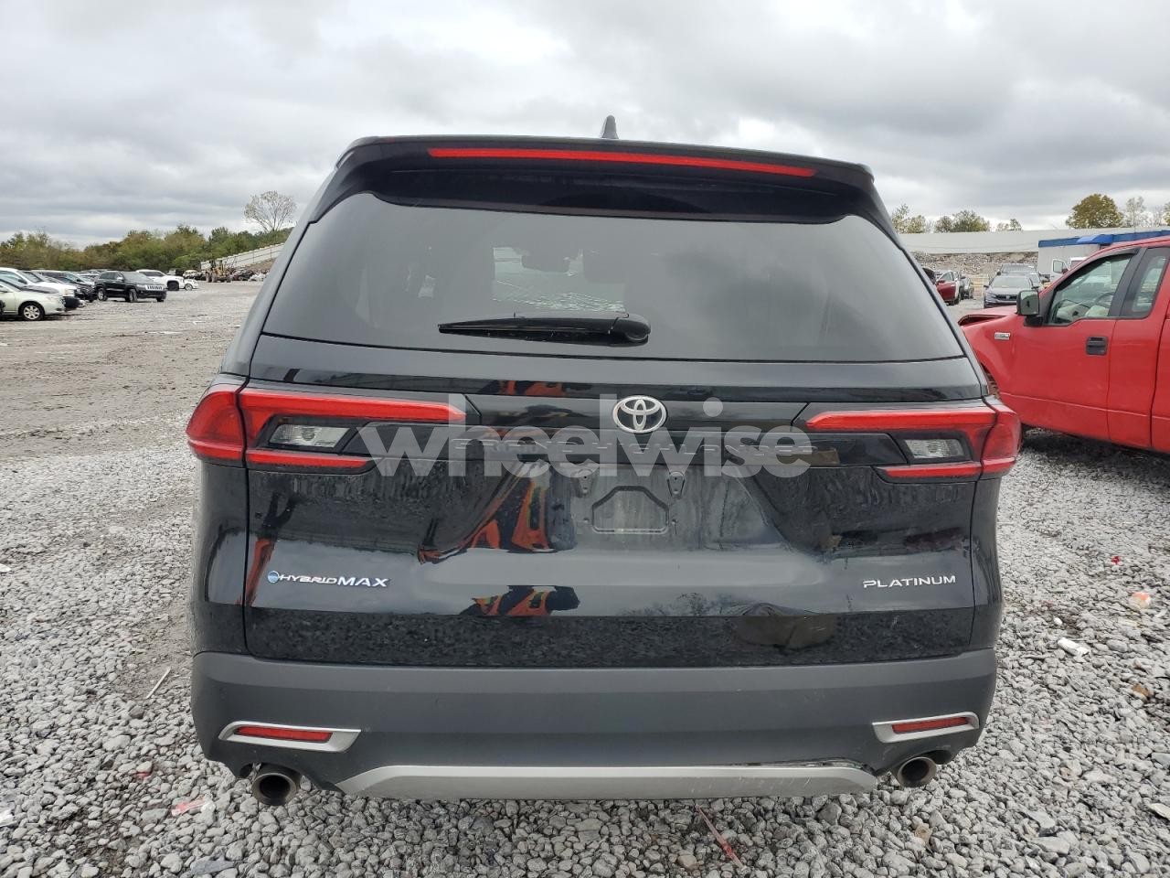 Photo 6 of 2024 TOYOTA GRAND HIGHLANDER LIMITED (VIN 5TDADAB53RS008398)