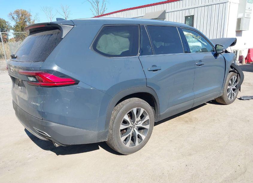 Photo 4 of 2024 Toyota Grand HIGHLANDER HYBRID LIMITED MAX (VIN 5TDADAB57RS000126)