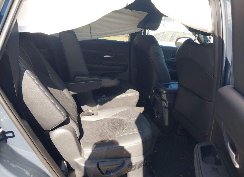 Photo 8 of 2024 Toyota Grand HIGHLANDER HYBRID LIMITED MAX (VIN 5TDADAB57RS000126)