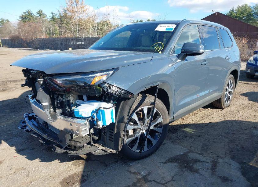 Photo 2 of 2024 Toyota Grand HIGHLANDER HYBRID LIMITED MAX (VIN 5TDADAB59RS004811)