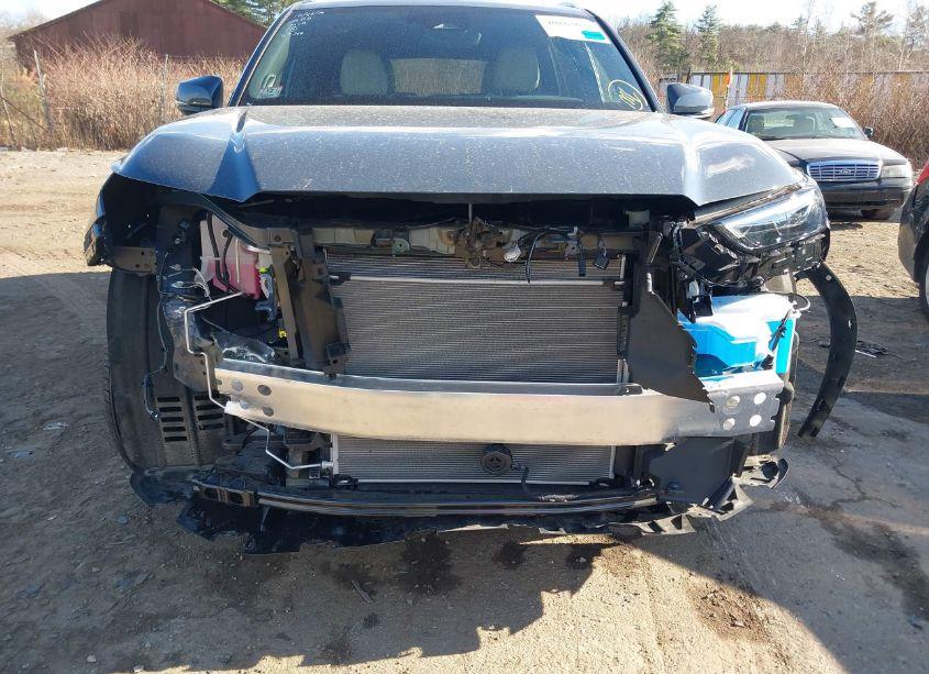 Photo 6 of 2024 Toyota Grand HIGHLANDER HYBRID LIMITED MAX (VIN 5TDADAB59RS004811)