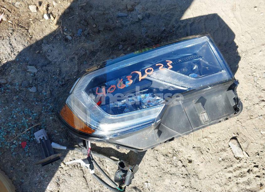 Photo 12 of 2022 Toyota Sequoia SR5 (VIN 5TDAY5A12NS076471)