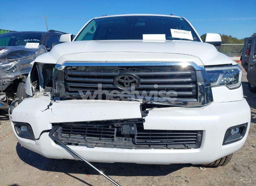 Photo 13 of 2022 Toyota Sequoia SR5 (VIN 5TDAY5A12NS076471)
