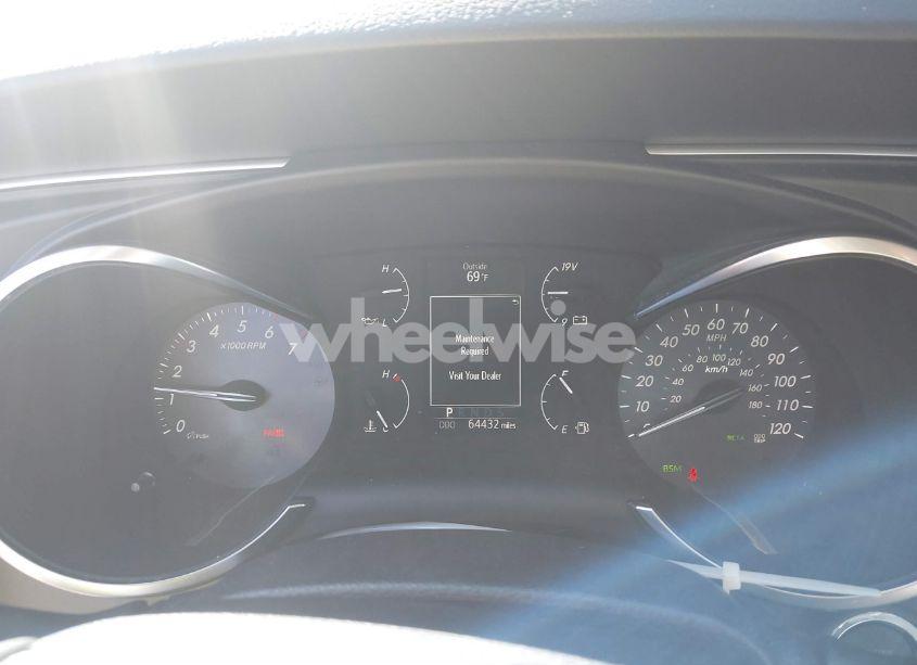 Photo 7 of 2022 Toyota Sequoia SR5 (VIN 5TDAY5A12NS076471)