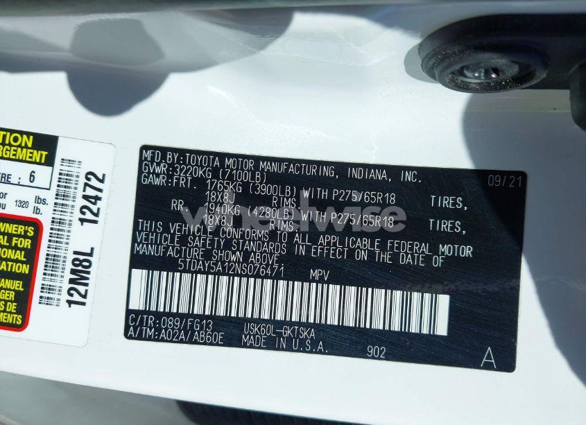 Photo 9 of 2022 Toyota Sequoia SR5 (VIN 5TDAY5A12NS076471)