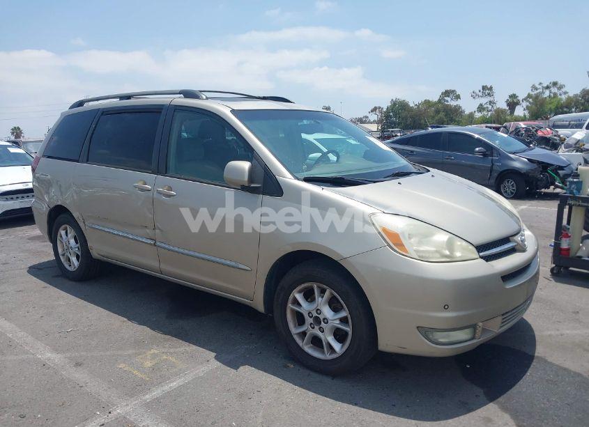 2005 Toyota Sienna XLE LIMITED (VIN 5TDBA22C05S041547) main photo