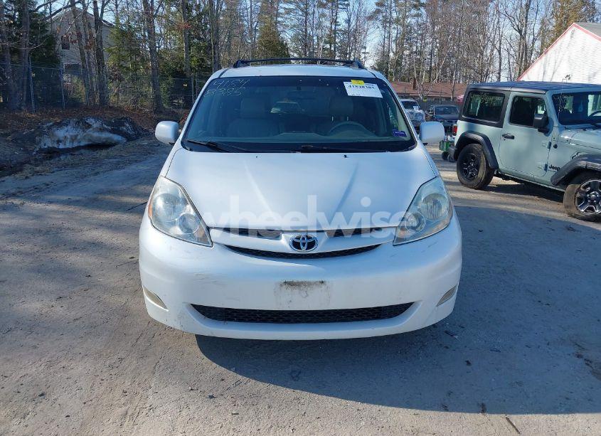 Photo 13 of 2006 Toyota Sienna XLE (VIN 5TDBA22C06S063243)