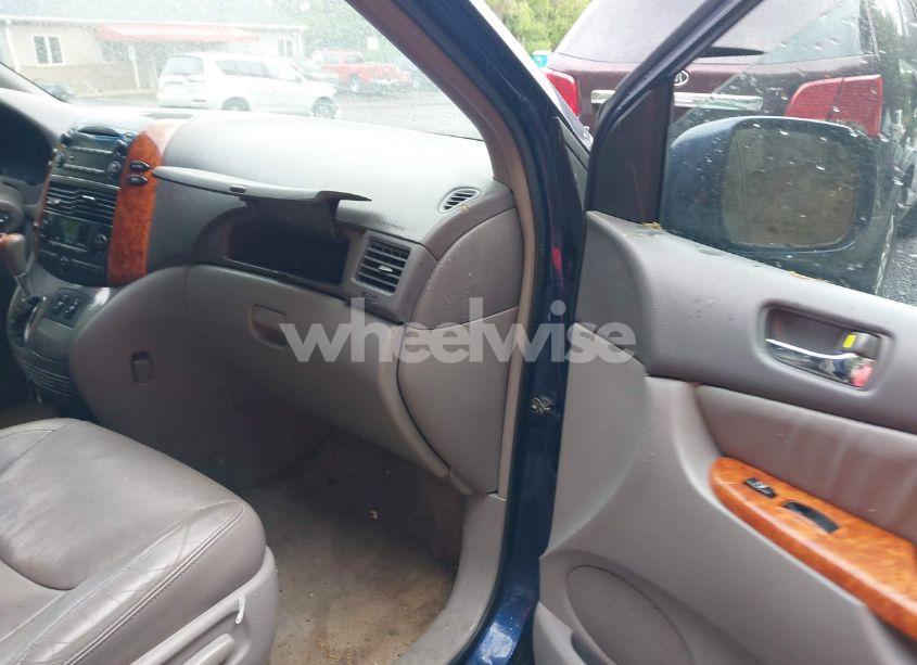 Photo 5 of 2006 Toyota Sienna XLE/XLE LIMITED (VIN 5TDBA22C06S064750)