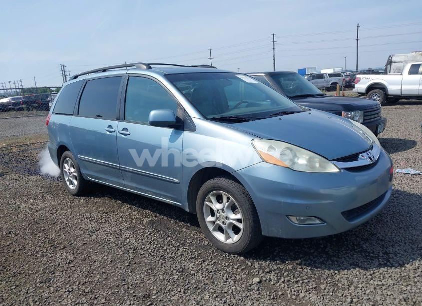 2006 Toyota Sienna XLE LIMITED (VIN 5TDBA22C06S072184) main photo