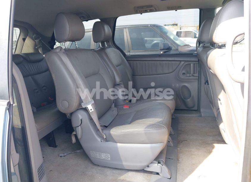 Photo 8 of 2006 Toyota Sienna XLE LIMITED (VIN 5TDBA22C06S072184)