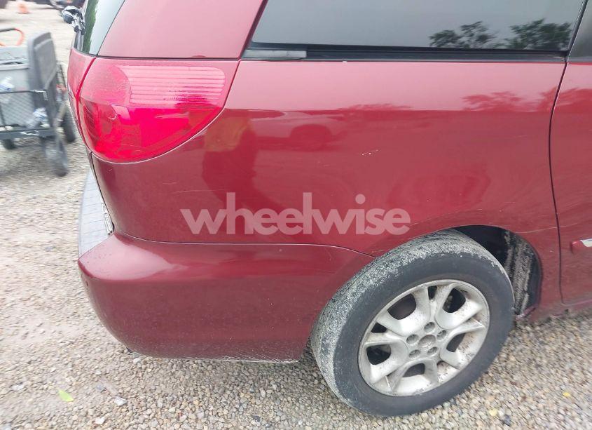 Photo 14 of 2006 Toyota Sienna XLE LIMITED (VIN 5TDBA22C06S075991)