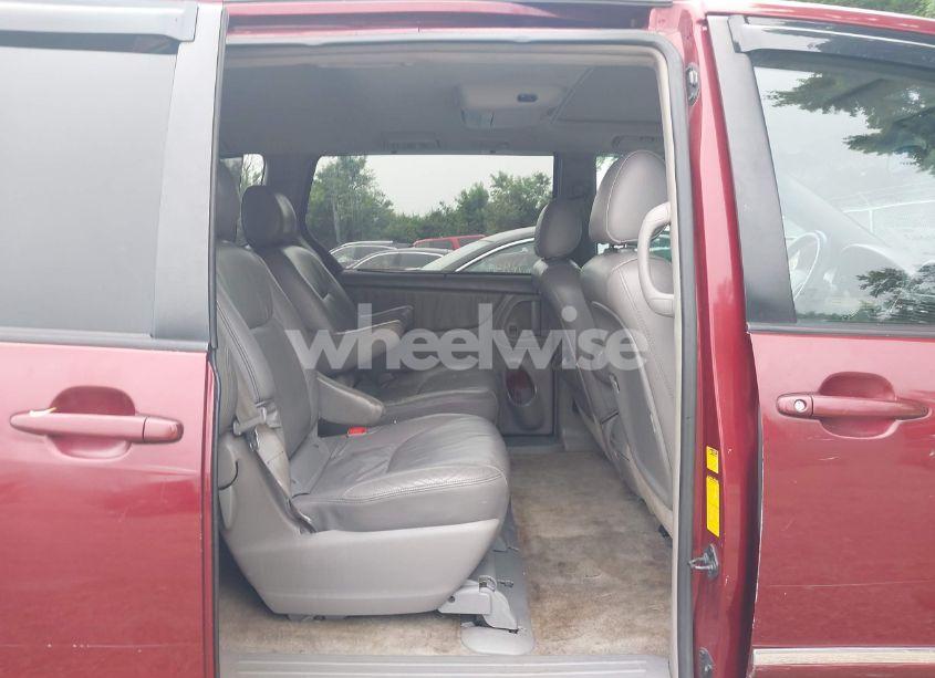 Photo 8 of 2006 Toyota Sienna XLE LIMITED (VIN 5TDBA22C06S075991)
