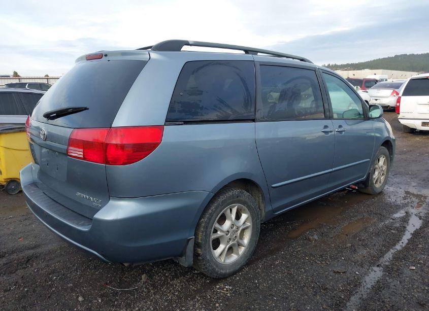 Photo 4 of 2004 Toyota Sienna XLE/XLE LIMITED (VIN 5TDBA22C14S001010)
