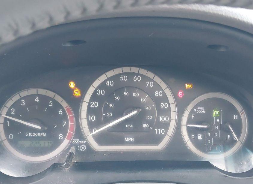 Photo 7 of 2004 Toyota Sienna XLE/XLE LIMITED (VIN 5TDBA22C14S001010)