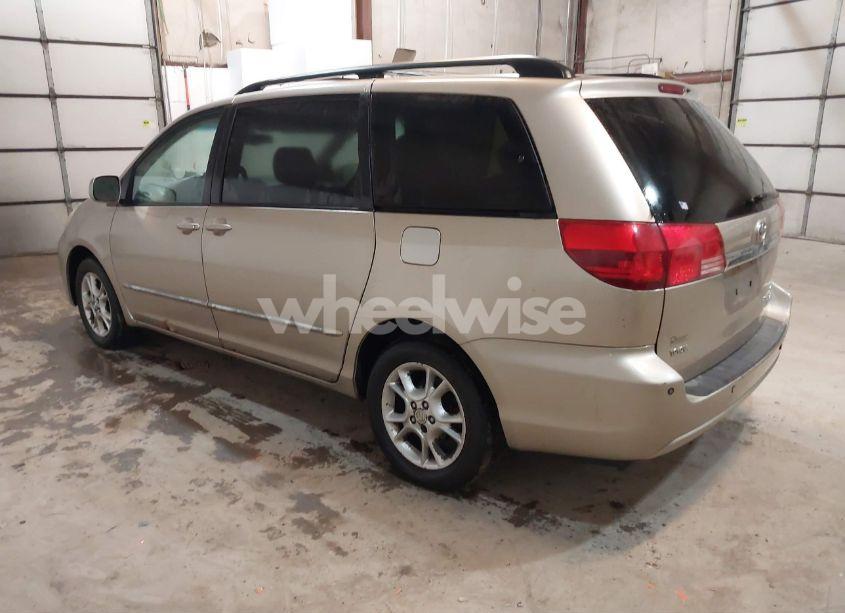 Photo 3 of 2004 Toyota Sienna XLE LIMITED (VIN 5TDBA22C14S009558)