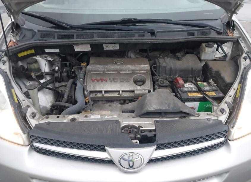 Photo 10 of 2005 Toyota Sienna XLE LIMITED (VIN 5TDBA22C15S038723)