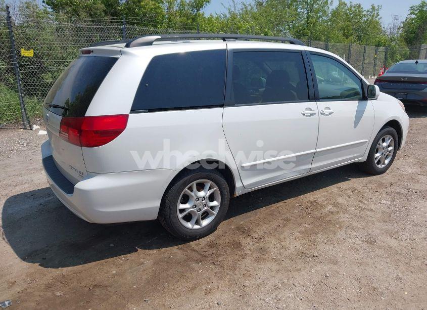 Photo 4 of 2005 Toyota Sienna XLE (VIN 5TDBA22C15S050368)
