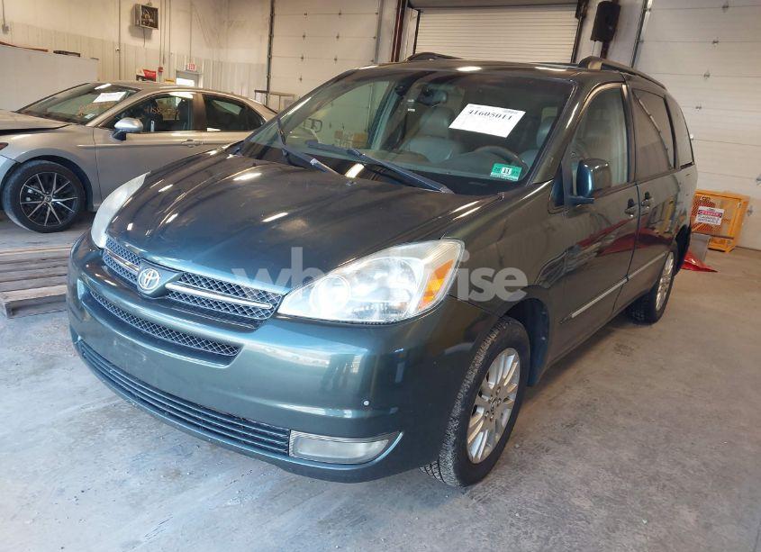 Photo 2 of 2005 Toyota Sienna XLE LIMITED (VIN 5TDBA22C15S050631)