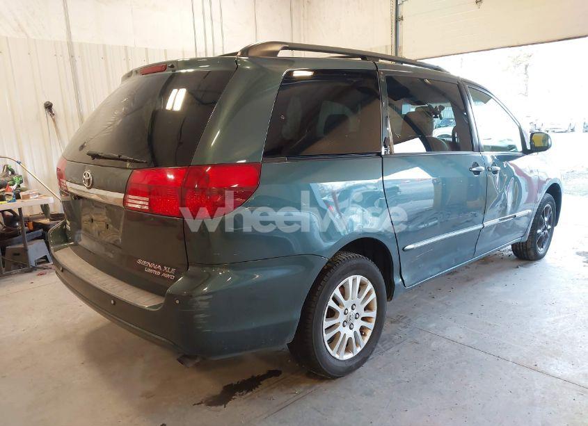 Photo 4 of 2005 Toyota Sienna XLE LIMITED (VIN 5TDBA22C15S050631)