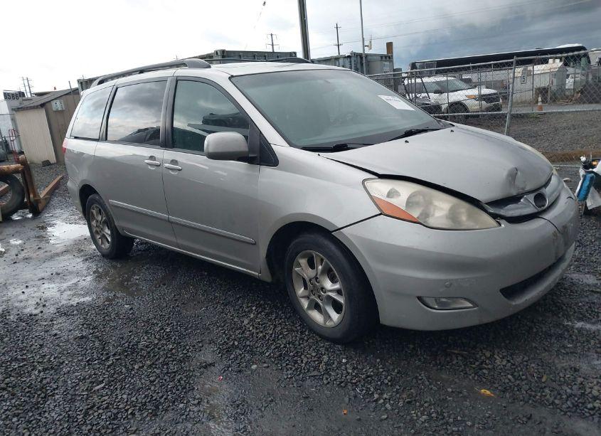 2006 Toyota Sienna XLE LIMITED (VIN 5TDBA22C16S056625) main photo
