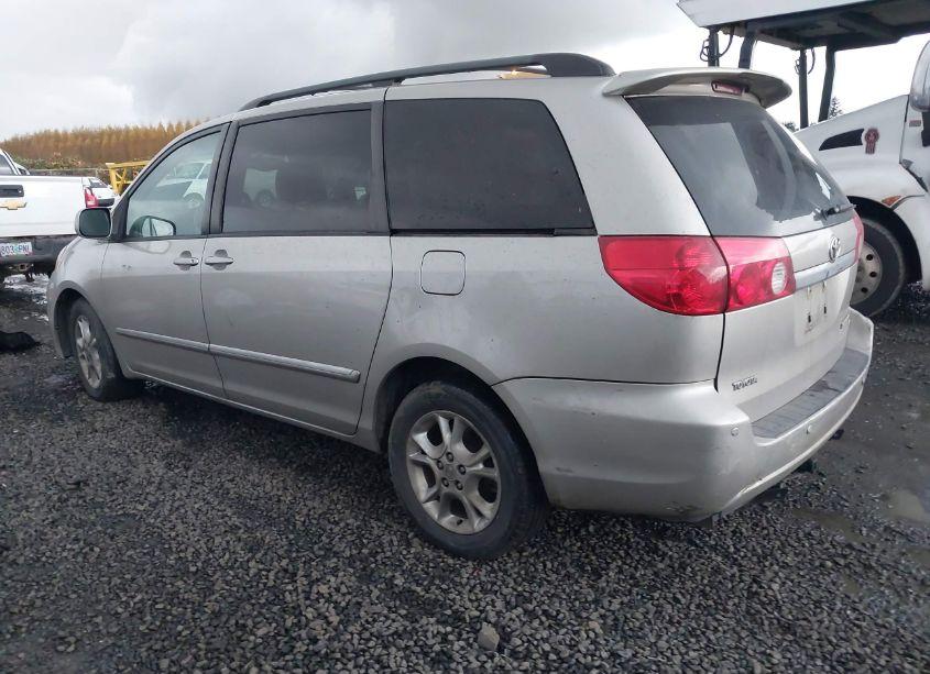 Photo 3 of 2006 Toyota Sienna XLE LIMITED (VIN 5TDBA22C16S056625)